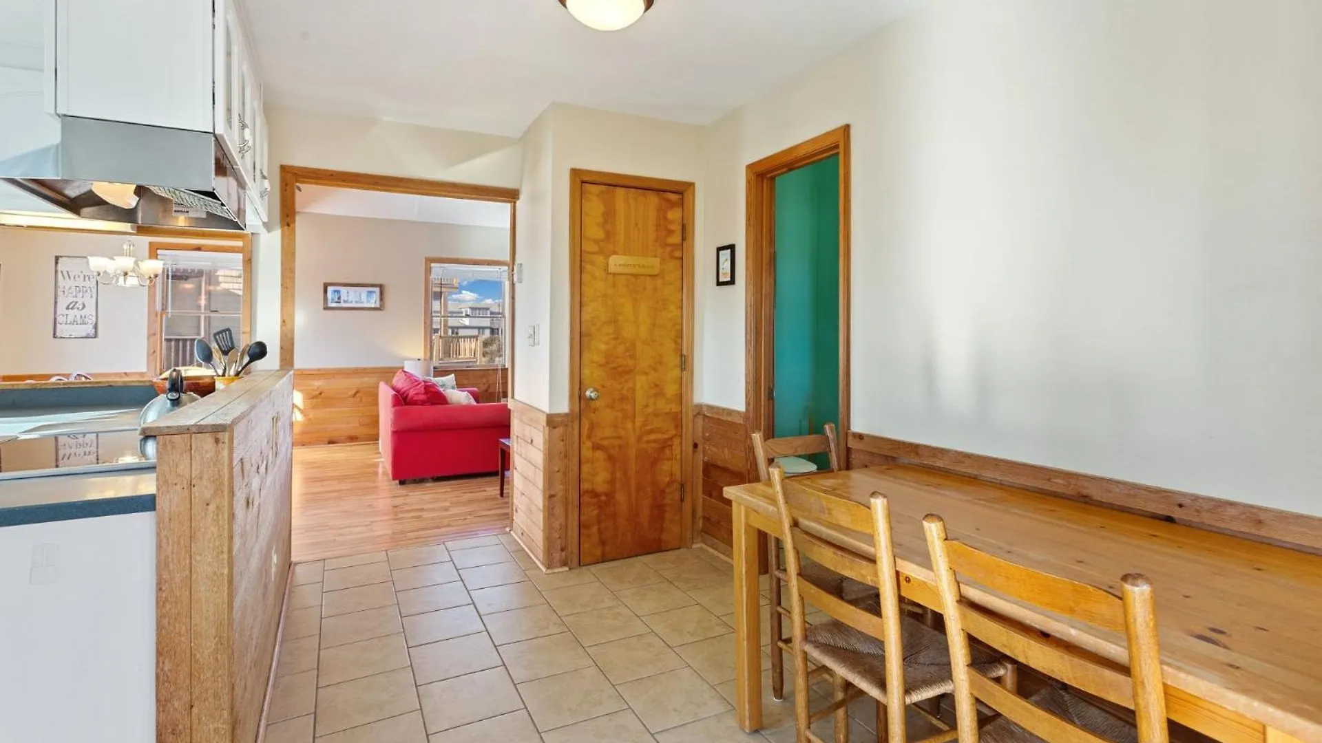 7100 Pelican Oasis 1 Min Walk To The *