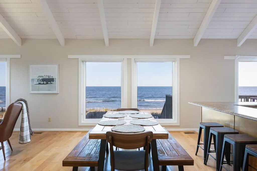 Holiday home Oceanfront With Panoramic Views Newly Renovated