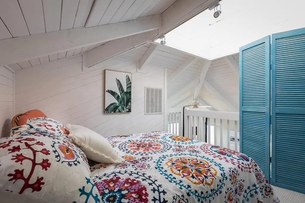 Oceanfront With Panoramic Views Newly Renovated
