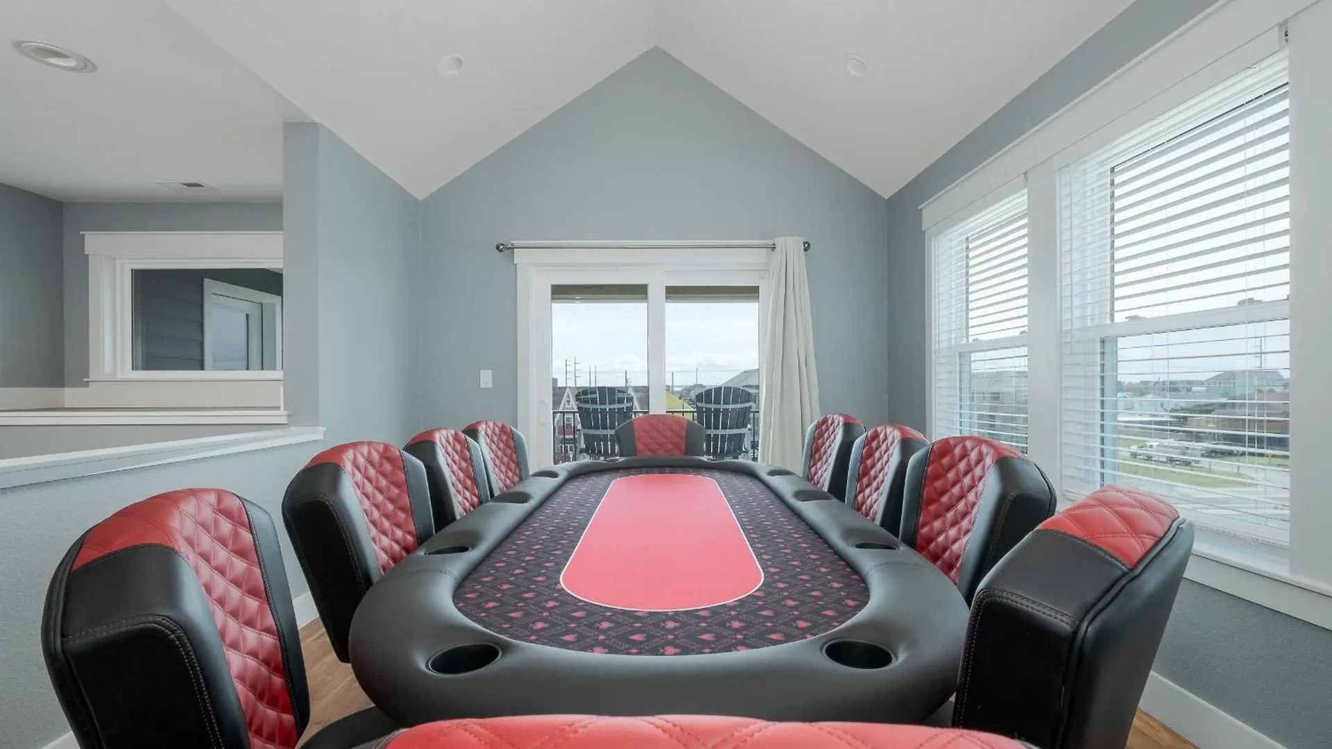 5705 - Edgewater View By Realty Holiday home