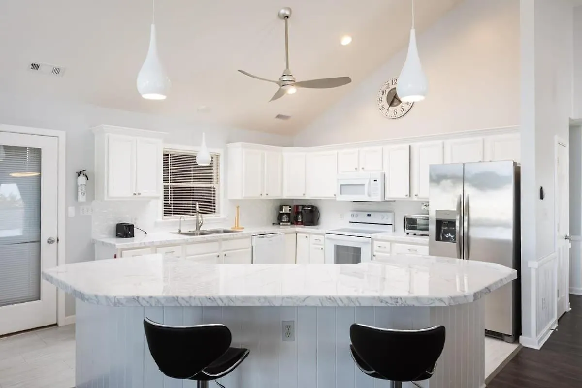 Semi-oceanfront 8 Bed With Pool Ocean Views * Nags Head
