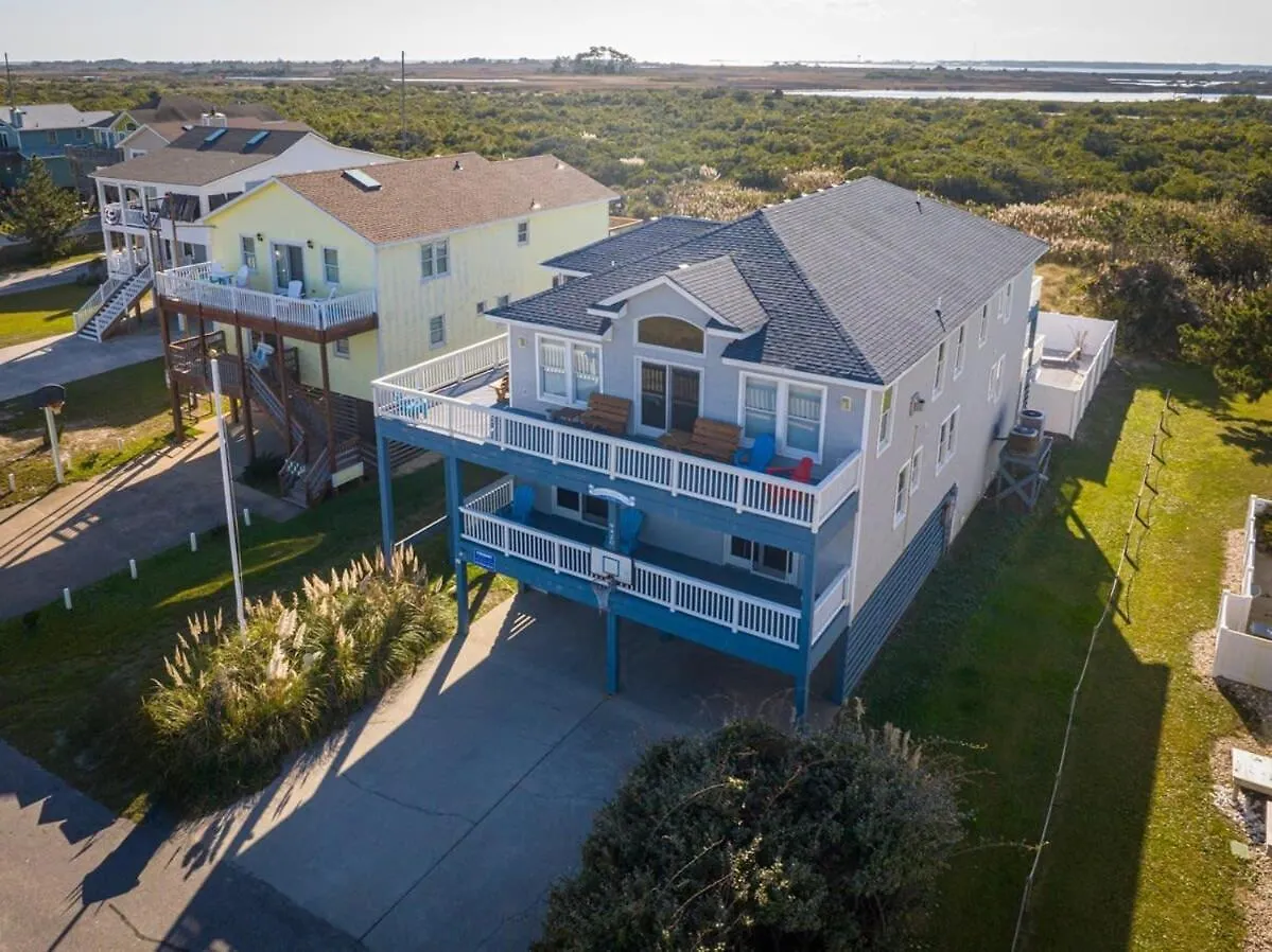 Holiday home Semi-oceanfront 8 Bed With Pool Ocean Views *