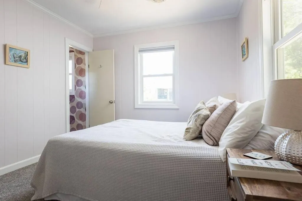 Cozy Walkable To With Hot Tub * Nags Head
