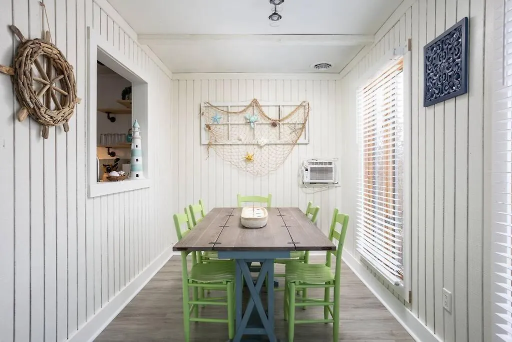 Holiday home Cozy - Mins To With Comm Pool Nags Head