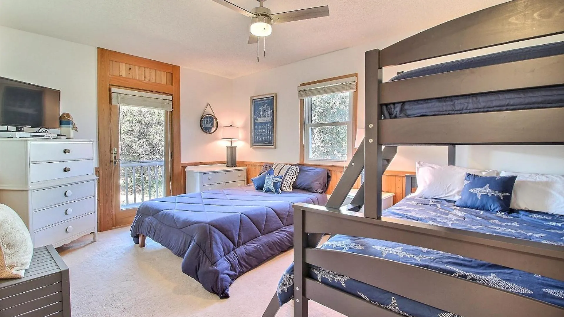 6013 Surf Shack Just One Block To The Holiday home Nags Head