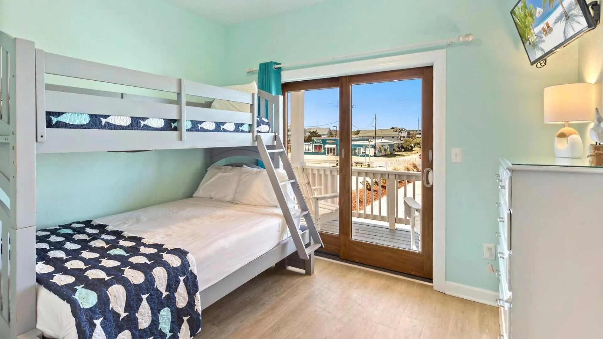 Holiday home Just Fab 8 Bedrooms Oceanfront Luxury Saltwater Pool Elevator Game Nags Head