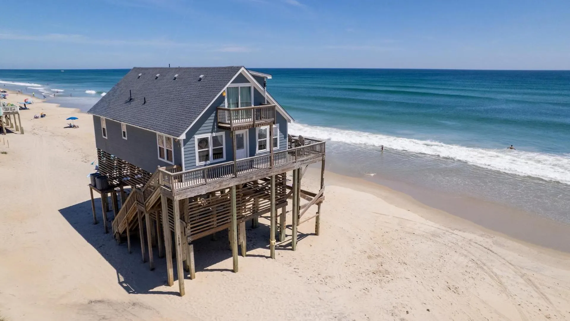 7133 Barefoot Super Oceanfront Amazing Views * Nags Head