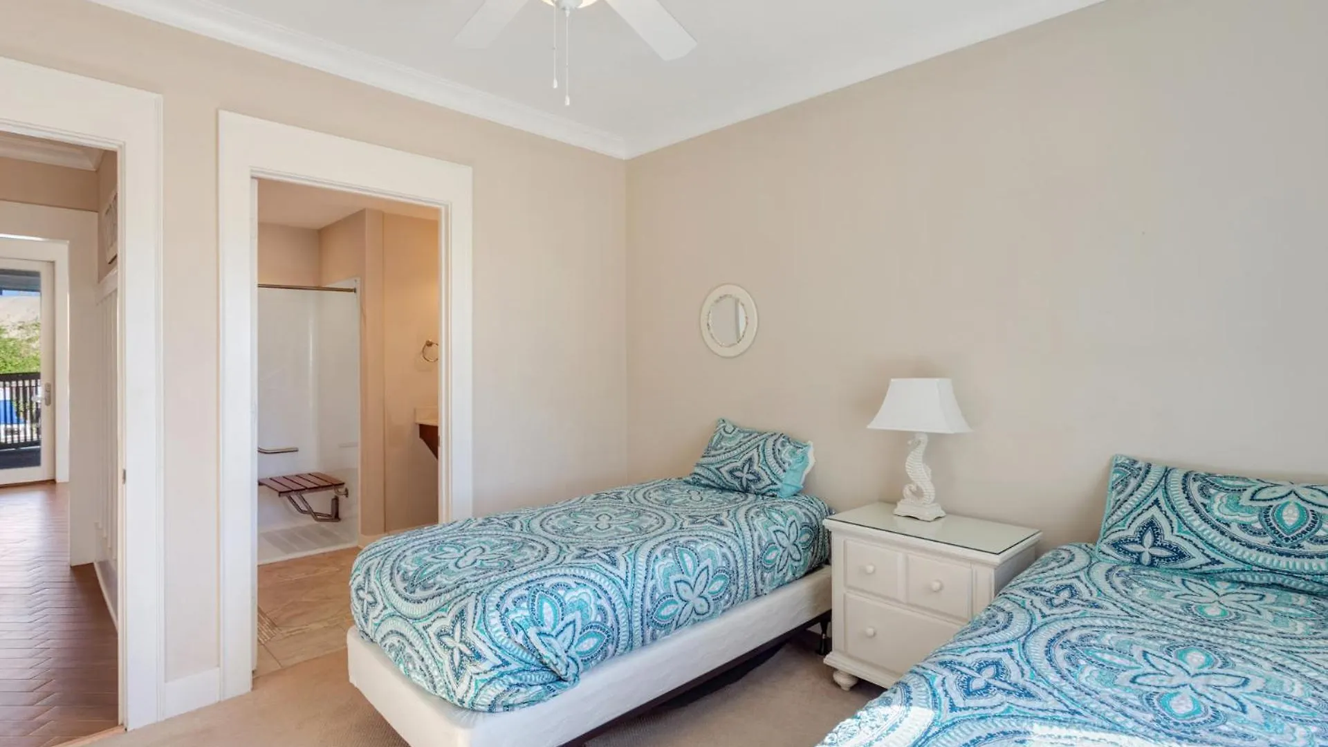Seaside Oasis Luxury Oceanfront Elevator Pool