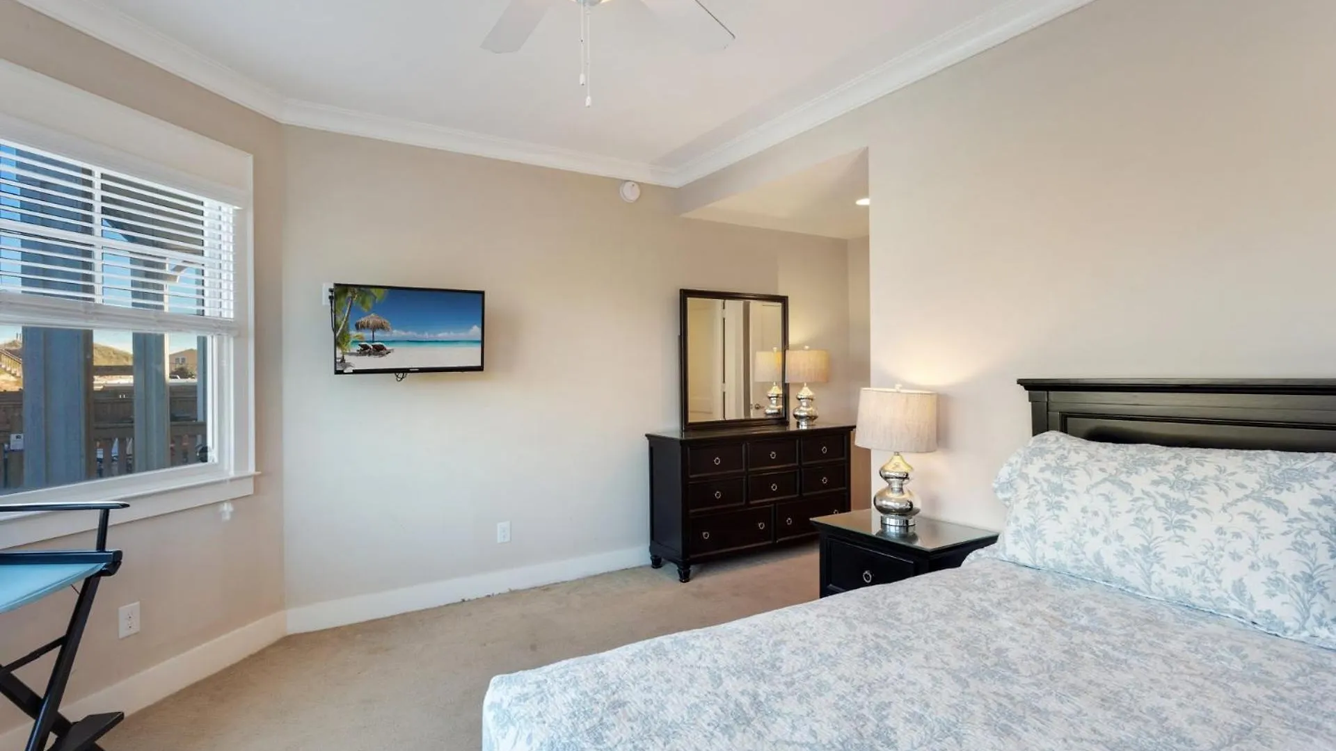 Seaside Oasis Luxury Oceanfront Elevator Pool Holiday home Nags Head