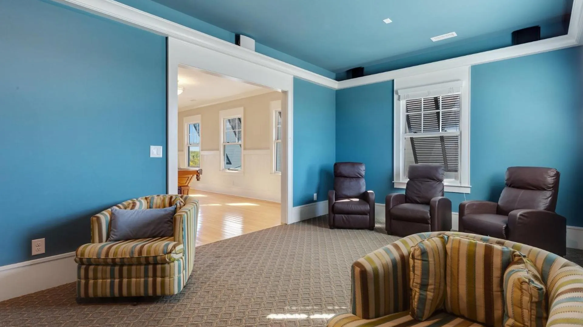 Seaside Oasis Luxury Oceanfront Elevator Pool *