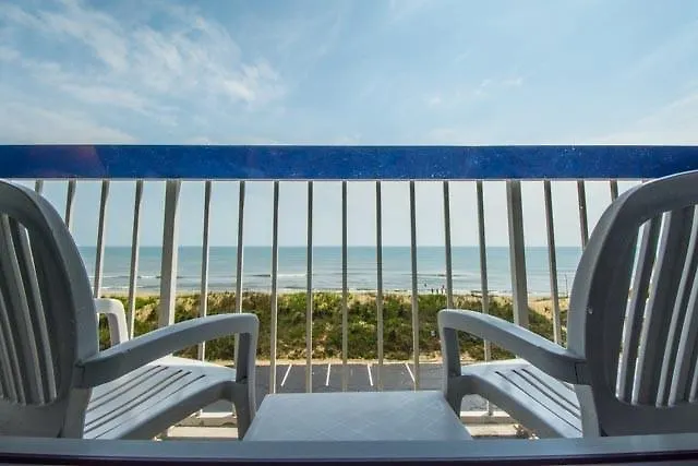 Express Oceanfront By Ihg 3*