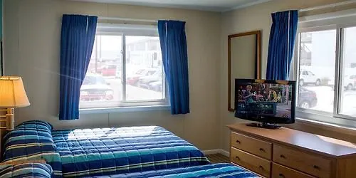 Colonial Motel 2*