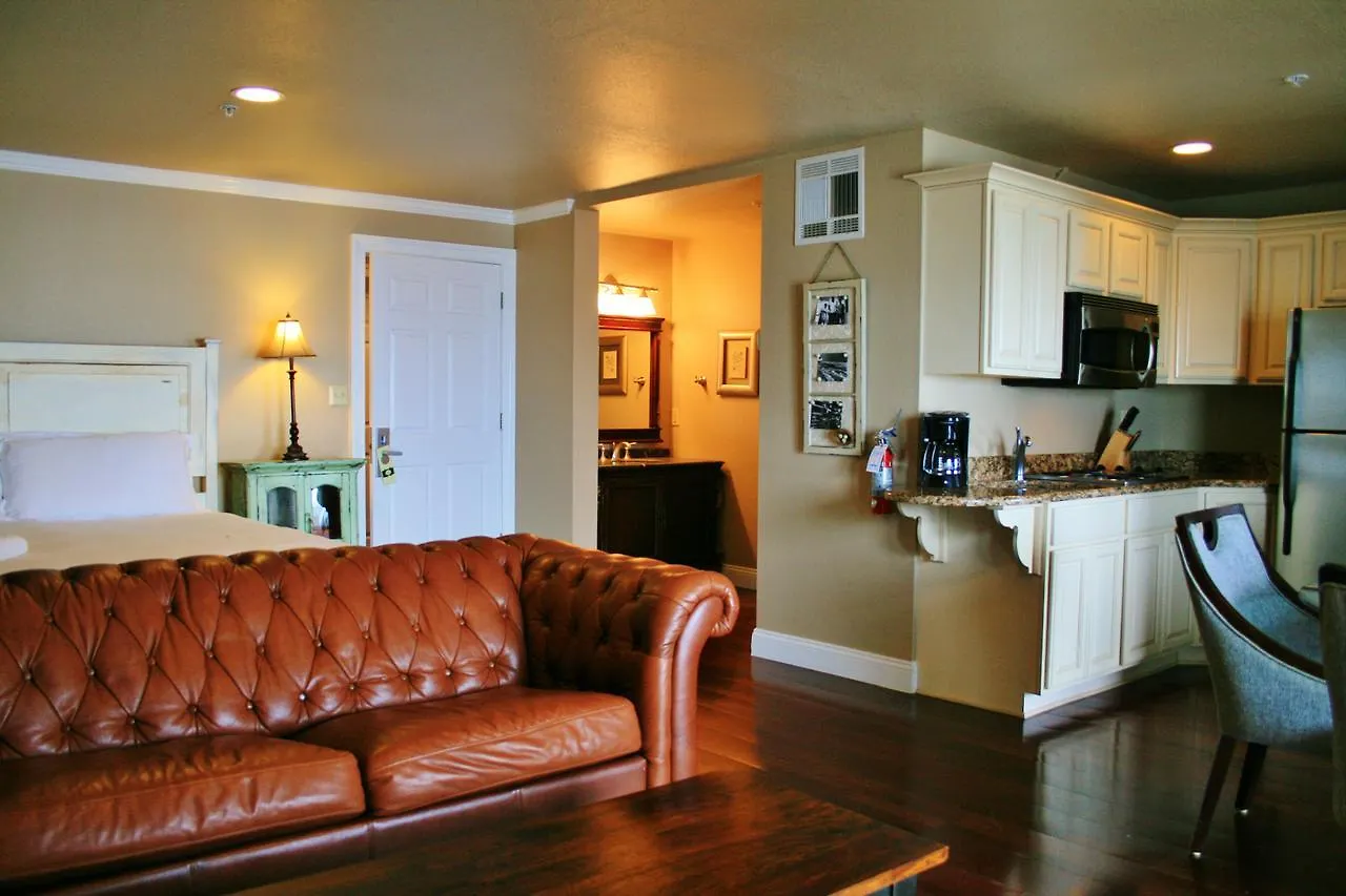 Oasis Suites 2* Nags Head