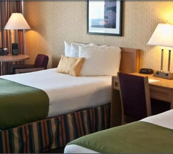 Rezort Express Oceanfront By Ihg Nags Head