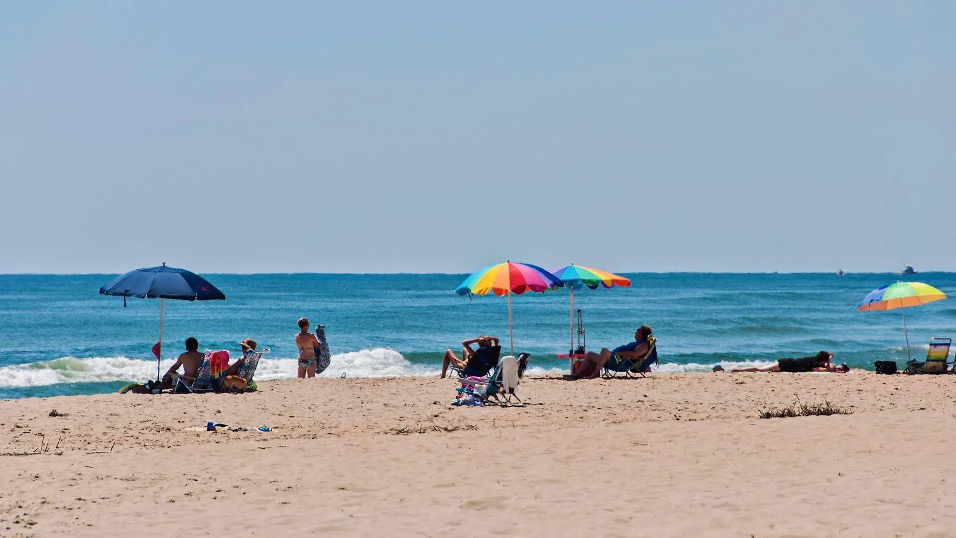 Dolphin Oceanfront - Nags Head