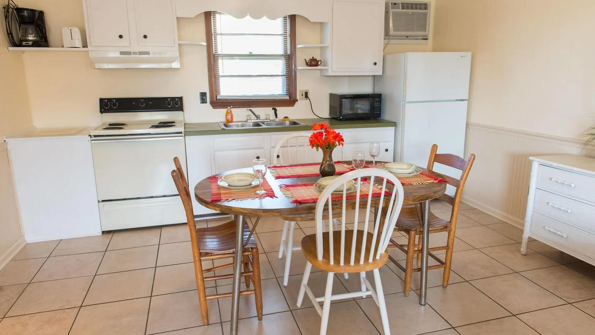 Oceanside Court By Kees Vacations 3*