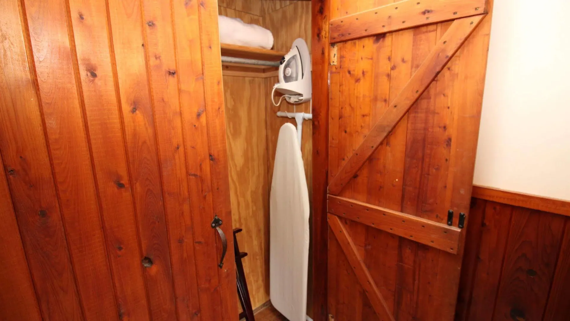 여관 Nags Head Beach Inn 3*