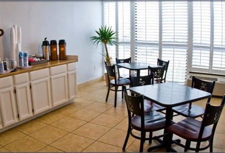 Rezort Express Oceanfront By Ihg