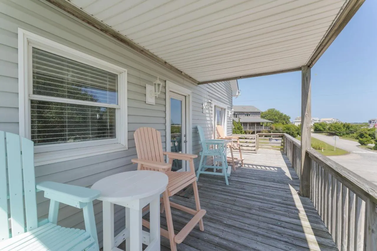 5720 - Island Haven By Realty *