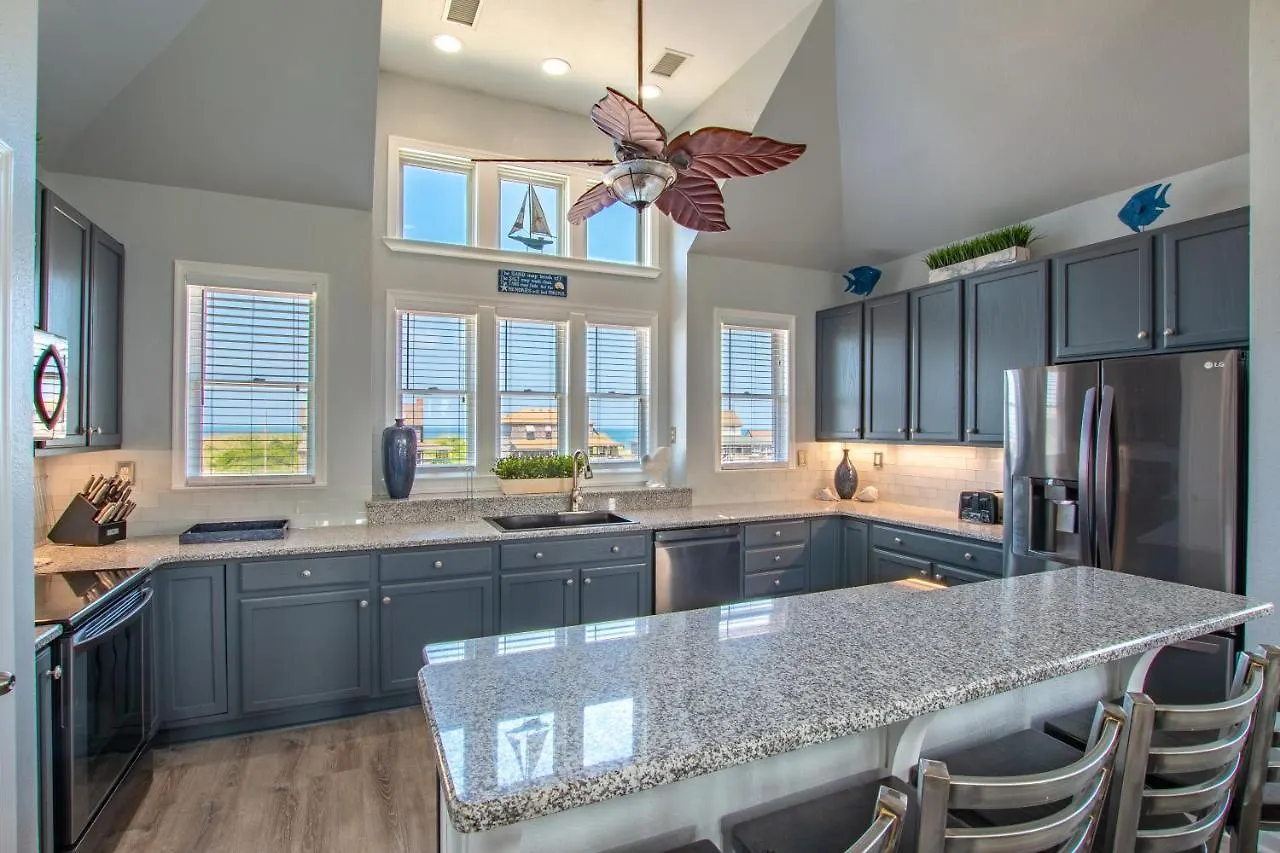 5469 - Below Deck Obx By Resort Realty *