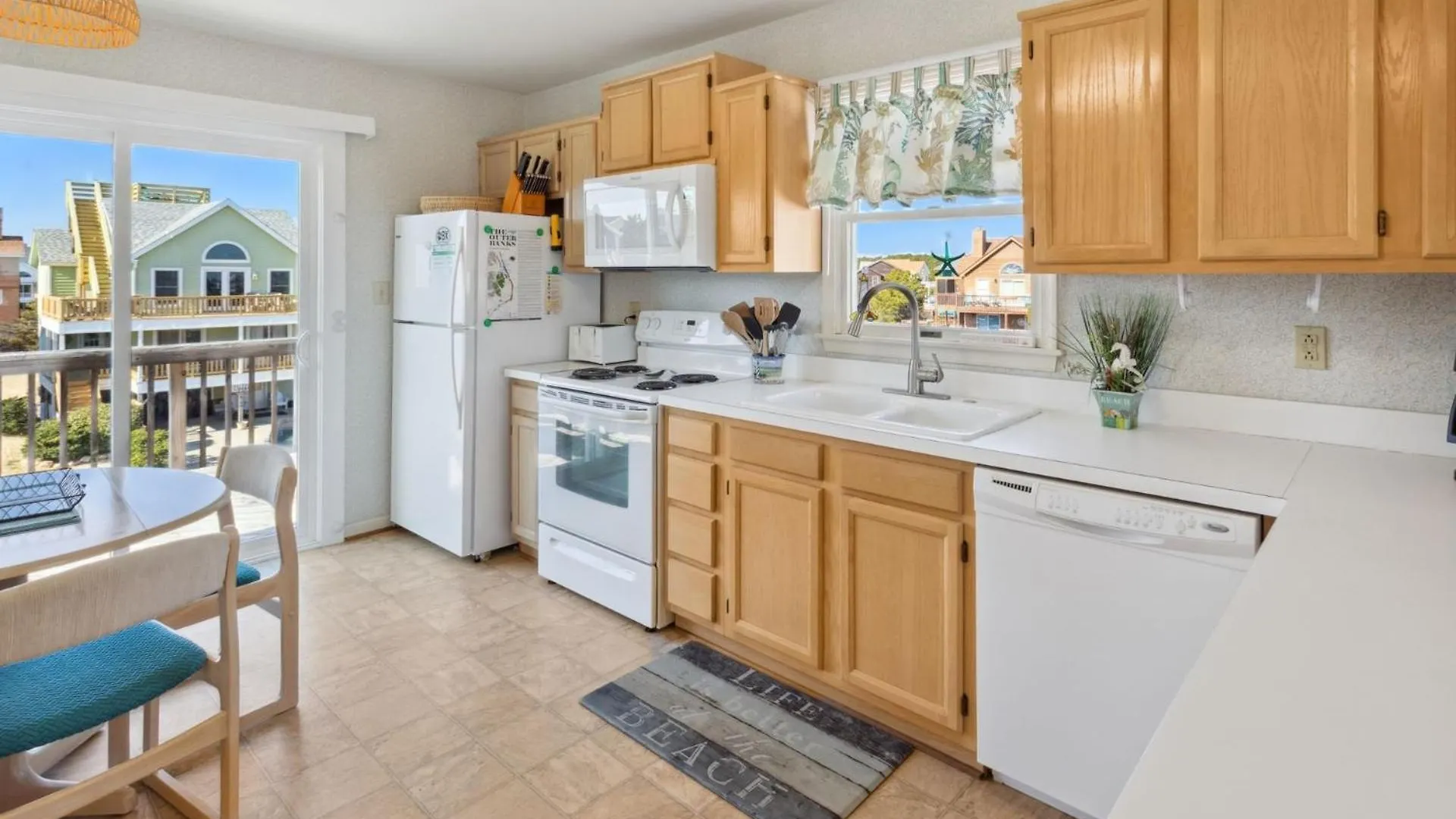 6133 Coastal Crave 3 Min Drive To Holiday home