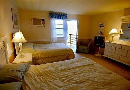 Owens' Motel 2*