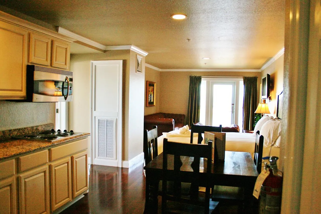Oasis Suites 2* Nags Head